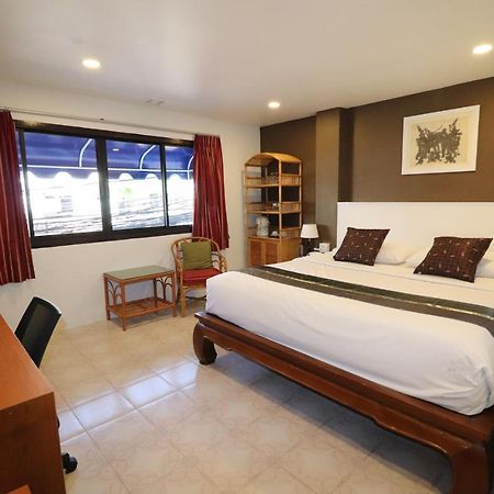 Summer Breeze Hotel Patong Exterior foto